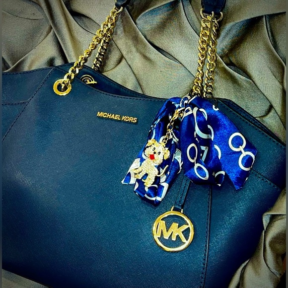 Michael Kors Jet Set Large Saffiano Leather Shoulder Bag - Blue - Picture 6 of 14